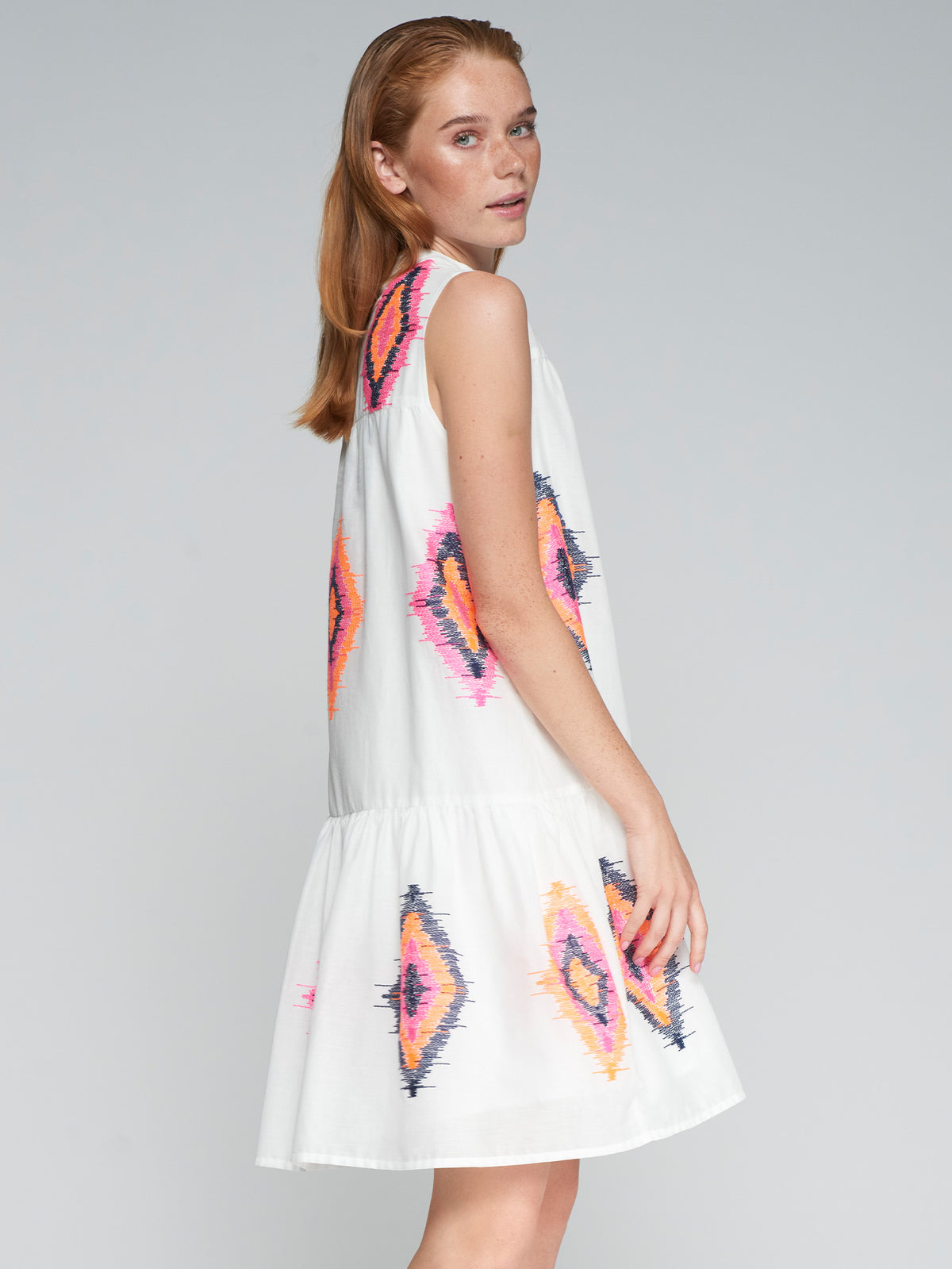 Vilagallo Ikat Bordado Dress - White